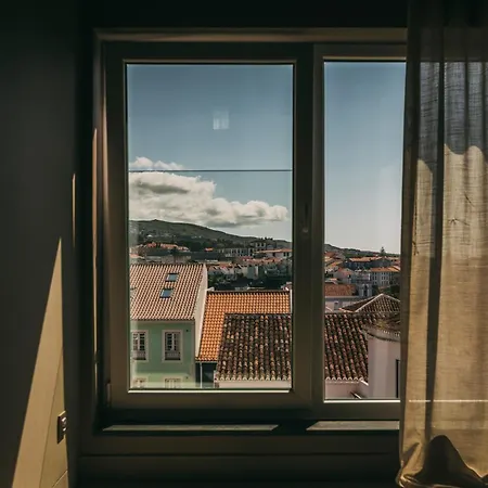 Отель Torel Terra Brava Ангра-ду-Эроижму